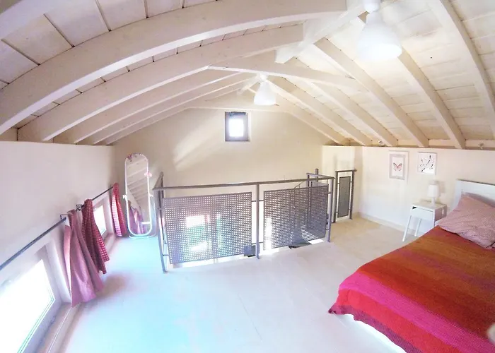 Arapakis Apartment